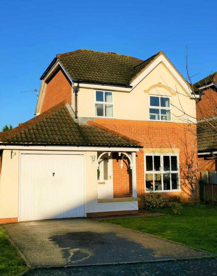 Emerald House - Spacious 3 Bed House With Ensuite Parking Gardens And Netflix レミントンスパー エクステリア 写真